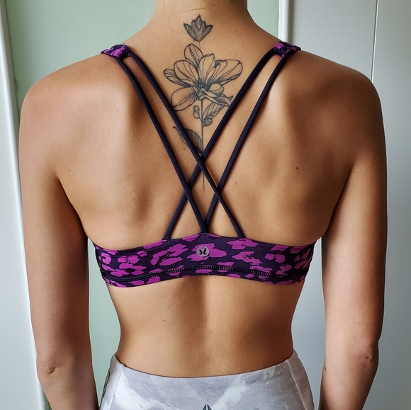 Lululemon Sports Bra - Picture 2 of 3